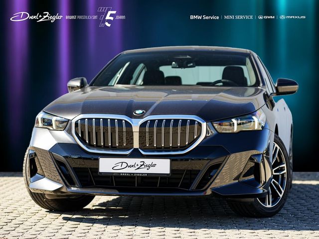 BMW 520d M-Sport ACC AHK eKlappe Komfzg Travel Paket