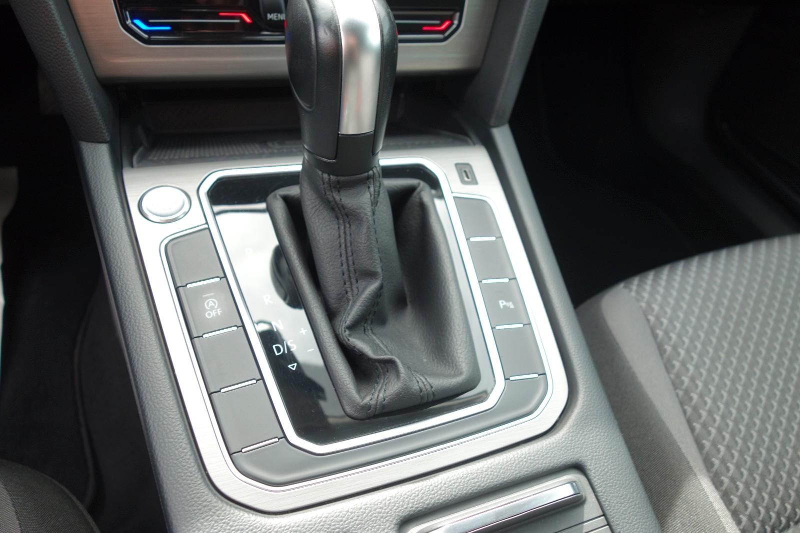 Volkswagen Passat LED AHK Kamera elektr. Heckklapp, миниатюра 17