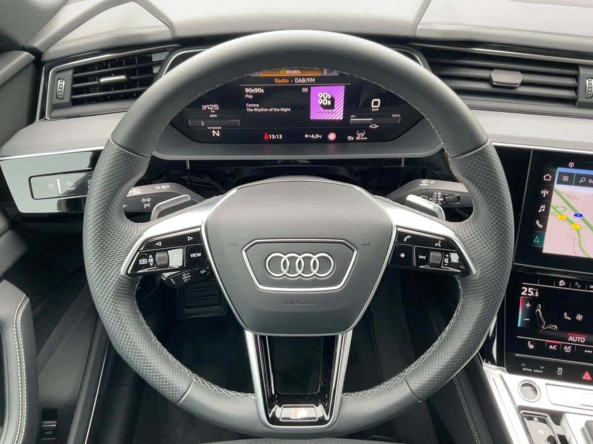 Audi Q8 e-tron - Bild 10