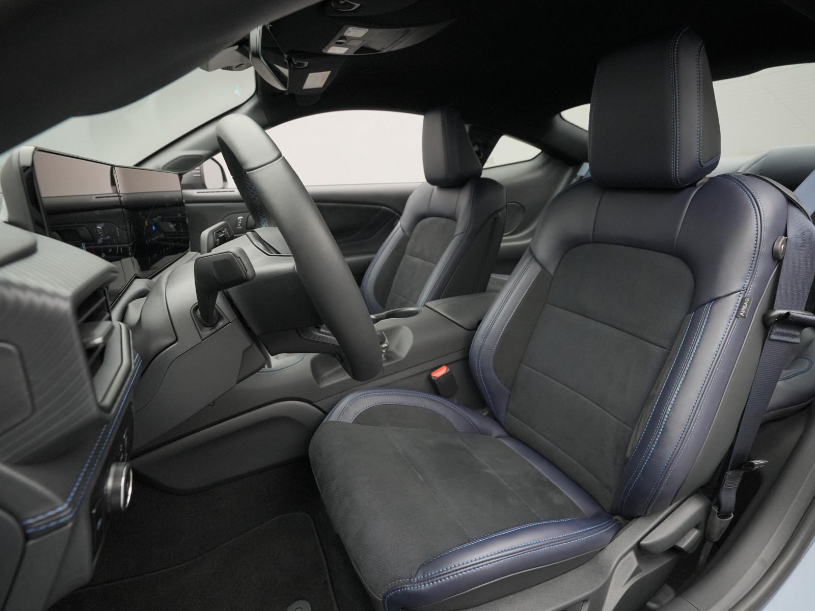 Ford Mustang Dark Horse Coupé V8 454PS/LED -16%*
