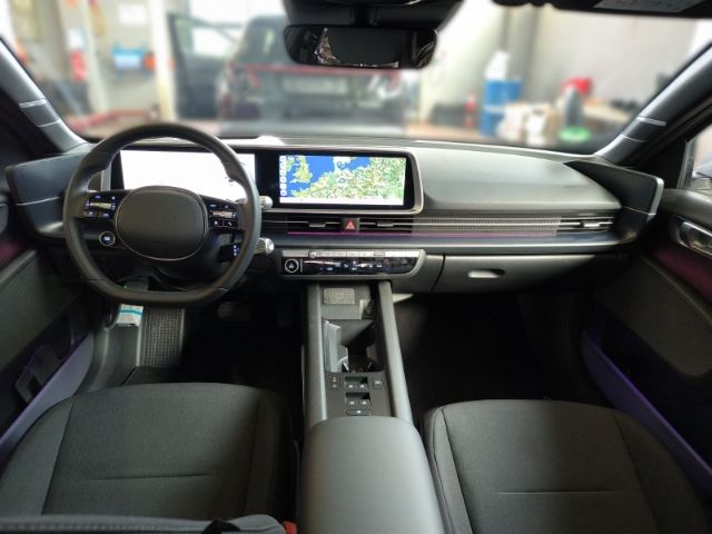 Fahrzeugabbildung Hyundai IONIQ 6 77,4kWh Batt. TECHNIQ-Paket inkl. V2L-Ad