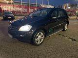 Mercedes-Benz Mercedes ml 350 w 164 Benzin und Gaz - : Geländewagen, Gaz