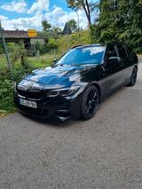BMW 330D Touring M Sport Laser  AHK Leder Garantie - BMW 330 in Aachen