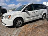 Chrysler Grand Voyager 3.6 Sondermodell 30 TH LPG GAS - Chrysler Grand Voyager: Automatik
