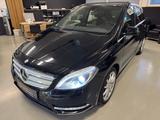 Mercedes-Benz B 200 BI-XENON SHZ KAMERA PANORAMA - gebrauchte Mercedes-Benz B 200 aus dem Jahr 2013