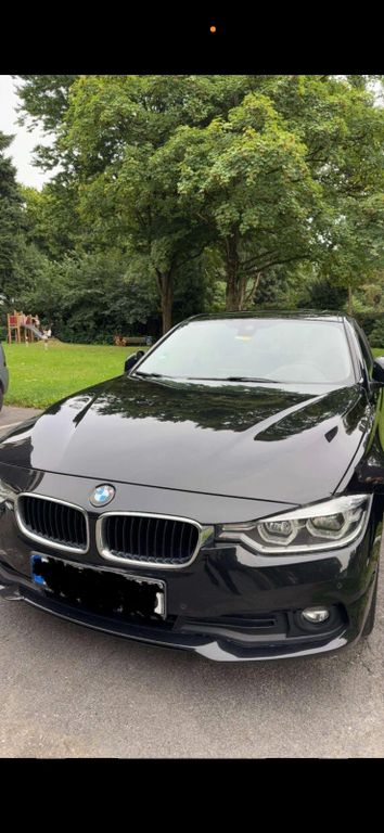 Image of BMW 320