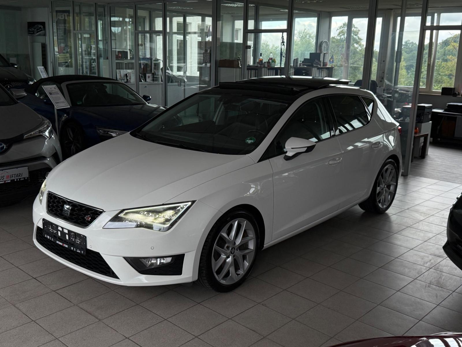 Seat Leon FR 1.4 TSI Xenon Navi Panorama PDC Leder LM