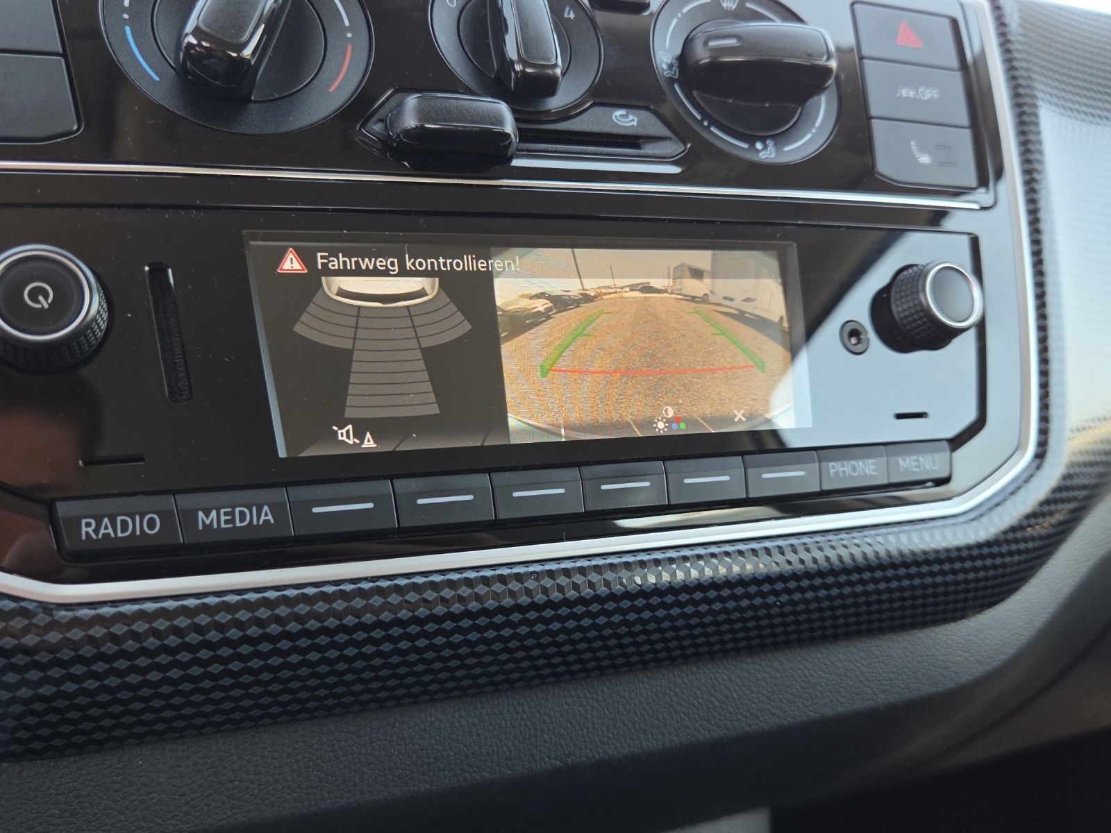 Volkswagen up! - Bild 24