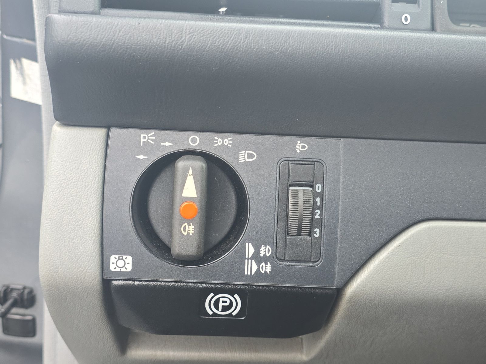 Fahrzeugabbildung Mercedes-Benz Automatik H Zulassung Nur 9 Tsd KM 1 A Zustand