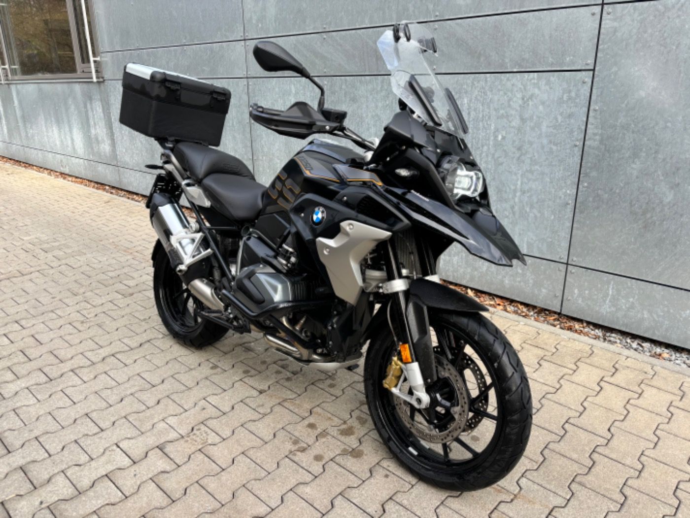 Fahrzeugabbildung BMW R 1250 GS Exclusive 4 Pakete Topcase