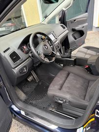 Volkswagen Sharan - 11