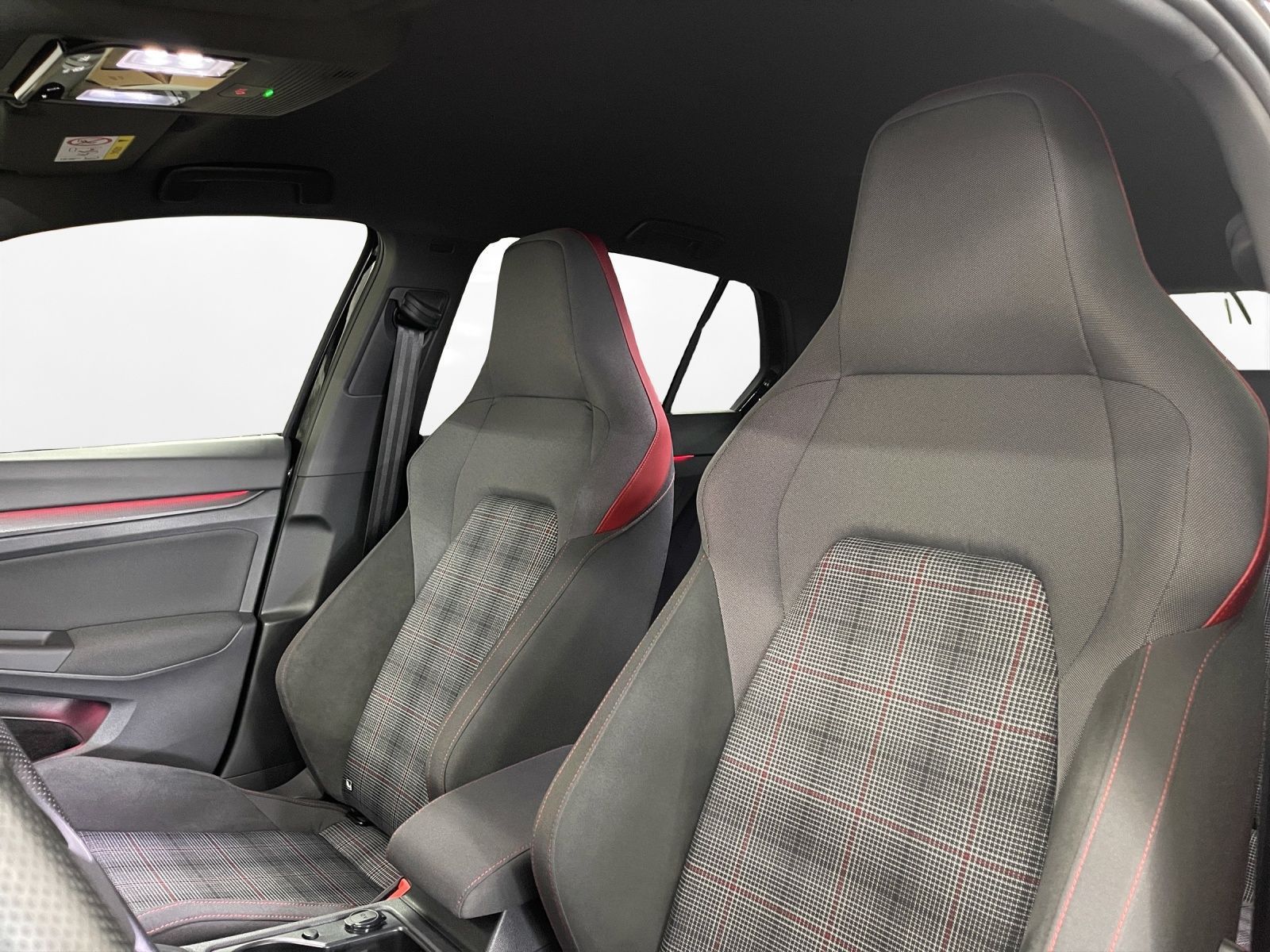 Volkswagen Golf - Bild 9