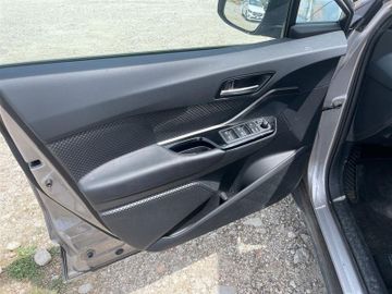 Toyota C-HR - 12