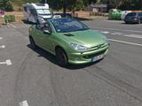 Peugeot 206 CC 135 - - Peugeot 206: Grün