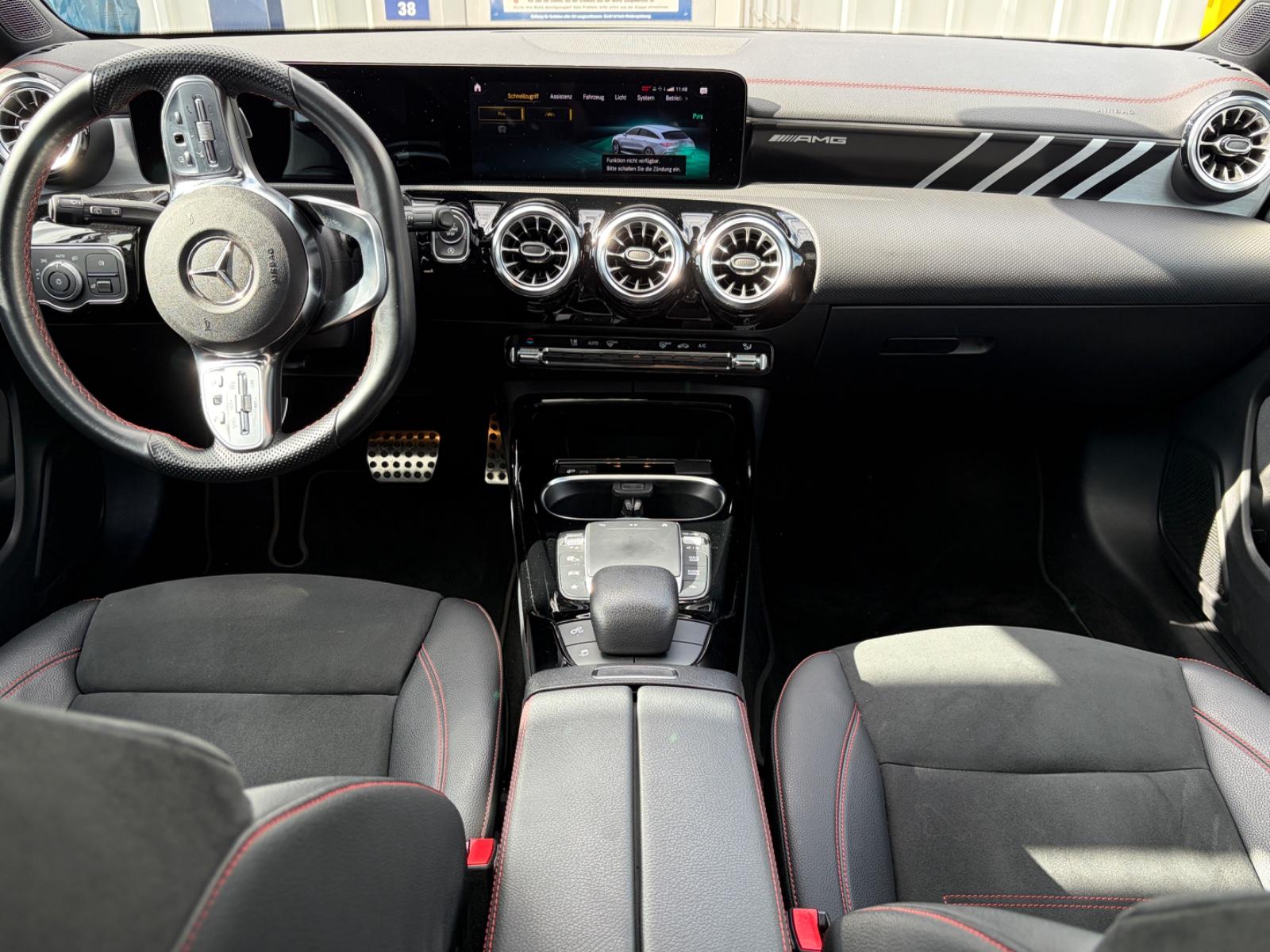 Mercedes-Benz CLA 35 AMG Shooting Brake Garantie Totw. Pano. 