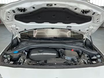 BMW 218 - 6