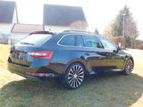 Skoda Superb 2.0 TDI TÜV NEU DSG AHK 8fach bereift - Skoda Superb: 2.8