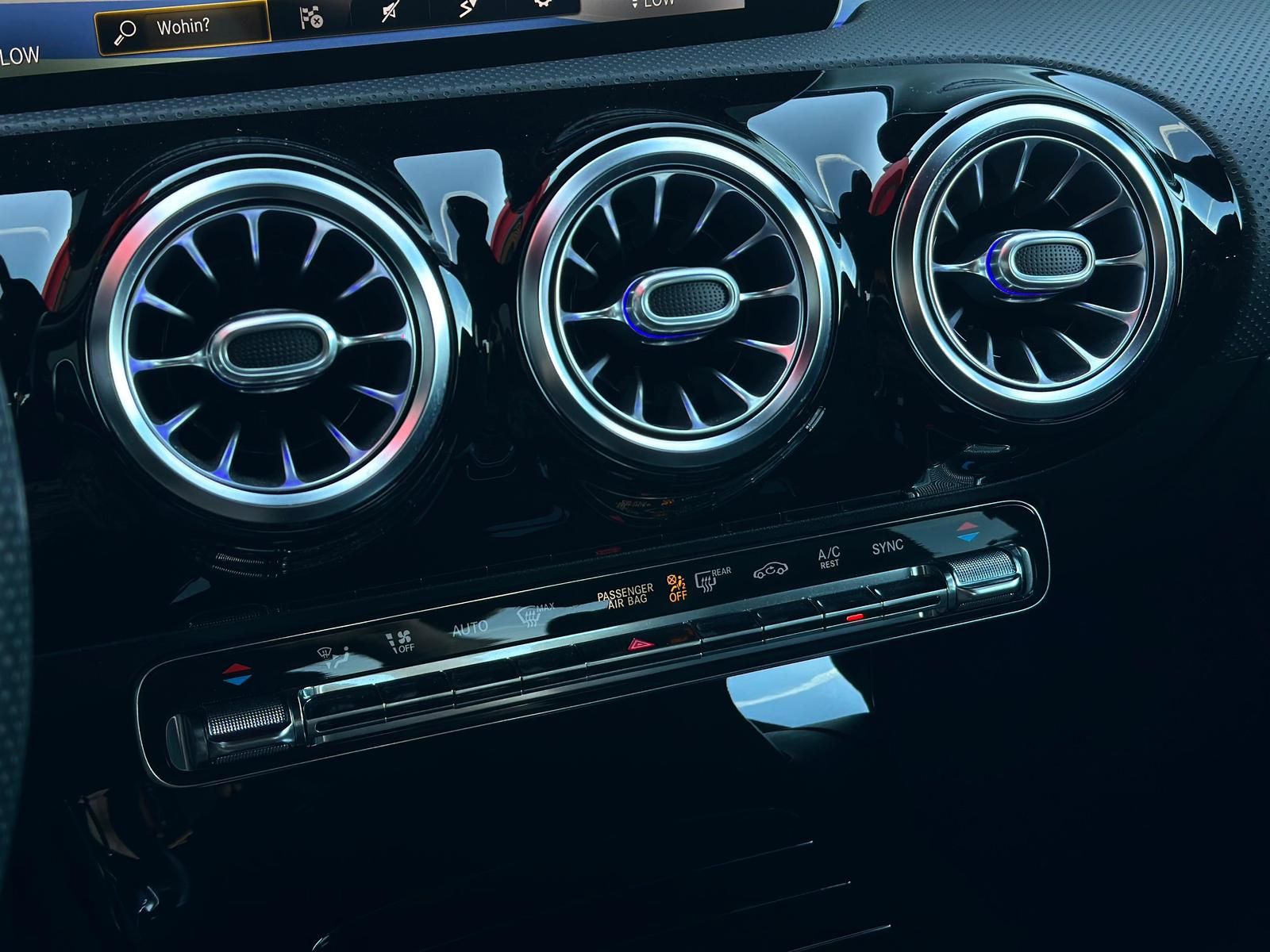 MERCEDES-BENZ CLA 220 AMG NIGHT* LED#AHK#SHZ#ACC#NAVI#CAM#SPUR - Image 14