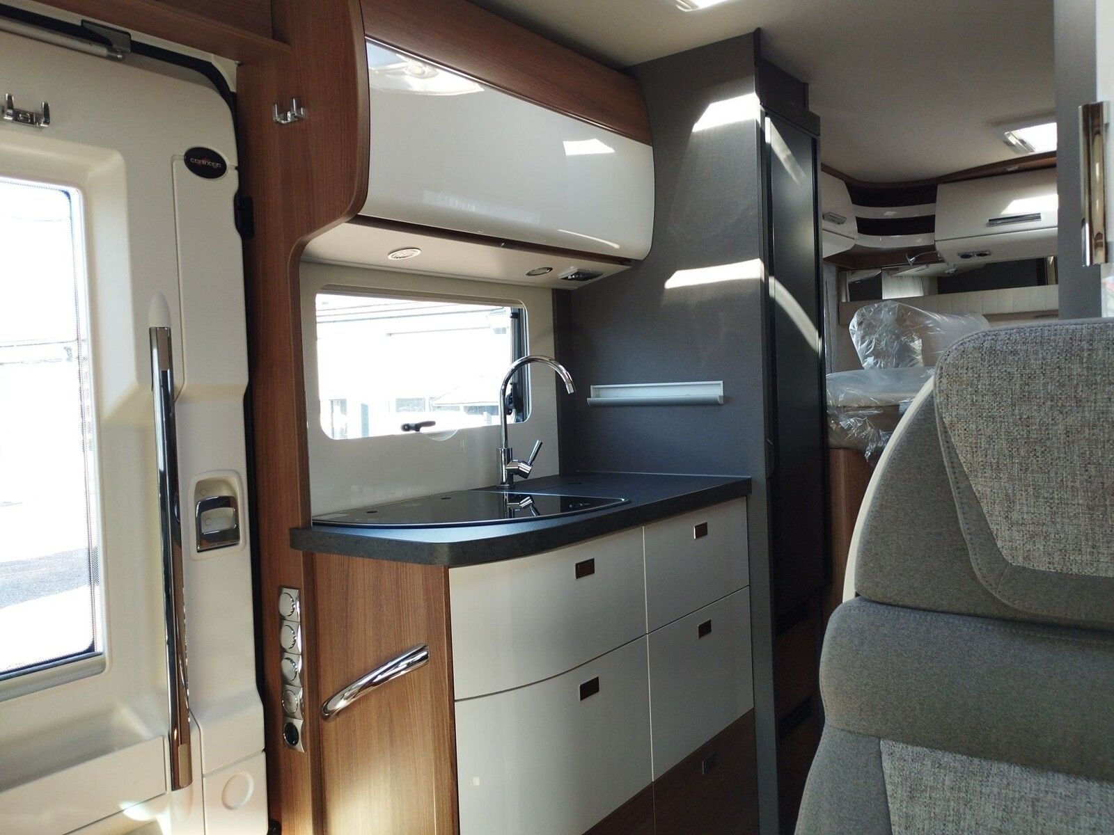 Fahrzeugabbildung Carthago C1-tourer T 143 KB LE comfort Navi, TV, Markise