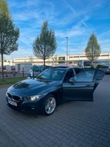 BMW 330d X-Drive - BMW 330 aus 2013 mit Diesel-Antrieb: Limousine