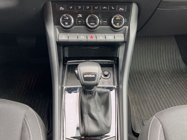 Karoq Selection 1.5 TSI 110 kW 7 Gang DSG
