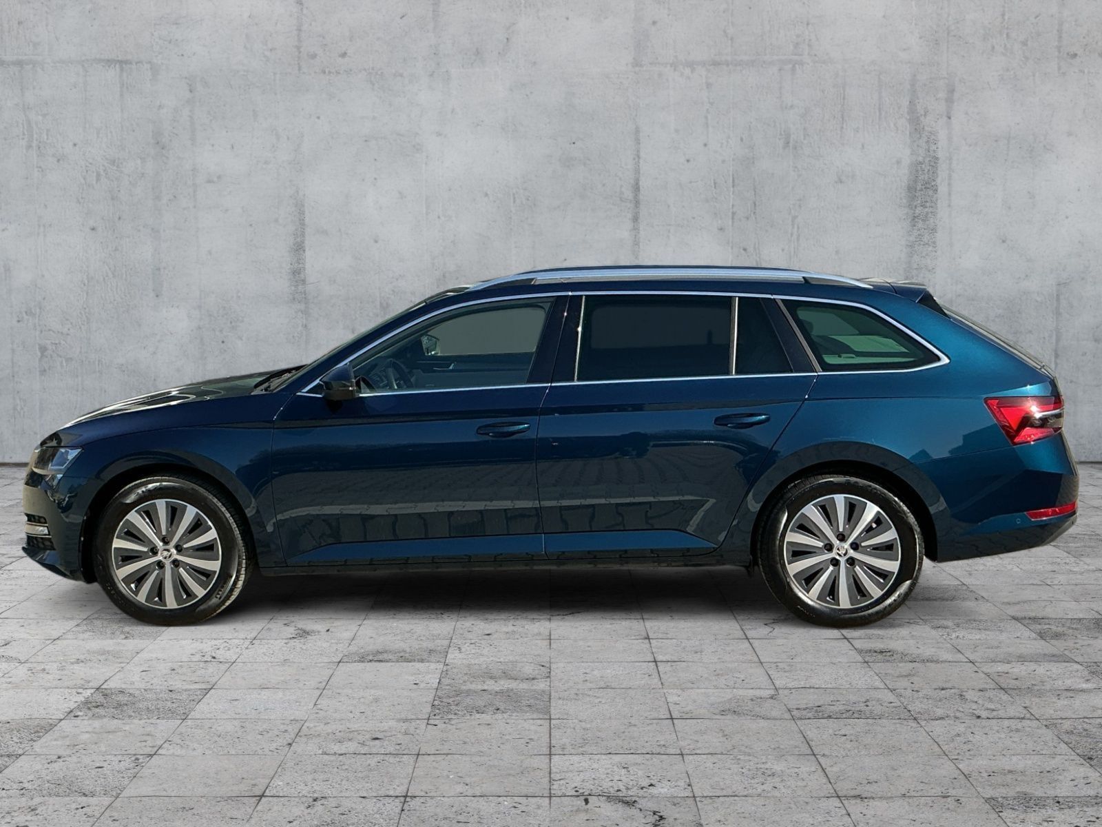 Skoda Superb - Bild 4