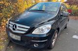 Mercedes-Benz Mercedes Benz B180 // RentnerFahrzeug - Mercedes-Benz Rent