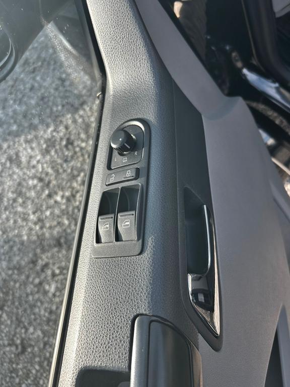 Volkswagen T5 Caravelle