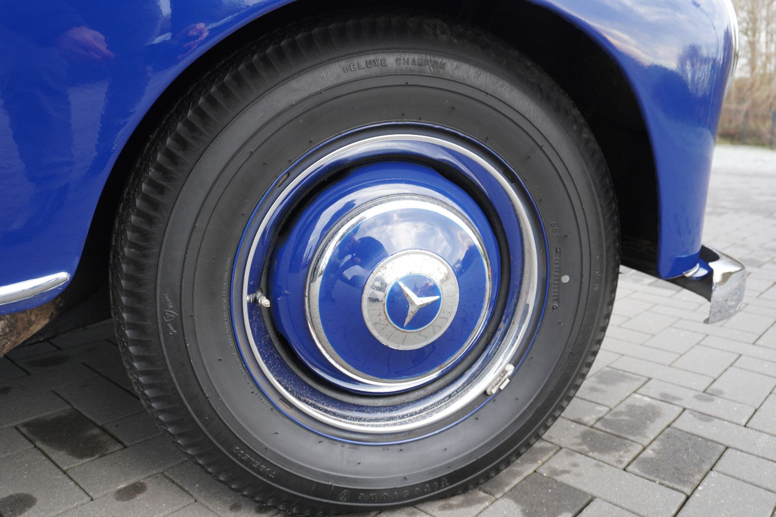 Fahrzeugabbildung Mercedes-Benz 220 A Cabriolet