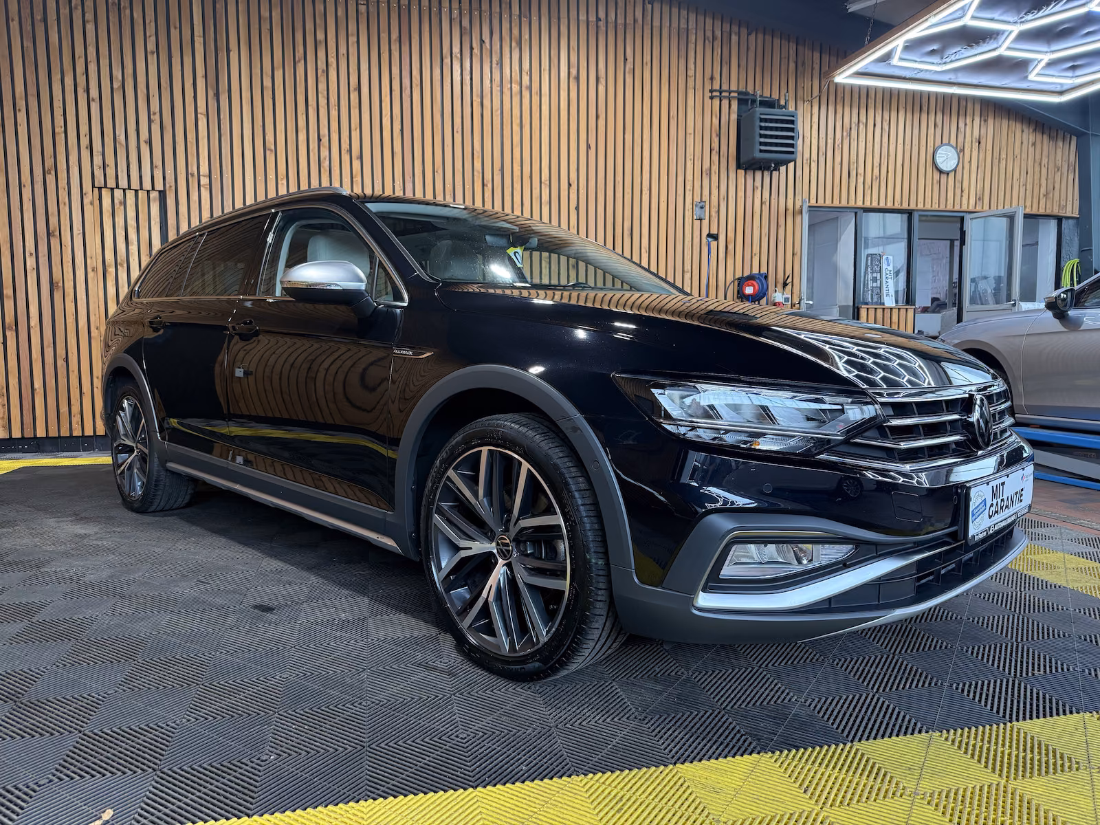 Volkswagen Passat 2,0 TDI 4M DSG Navi*360*Pano*AHK, миниатюра 4
