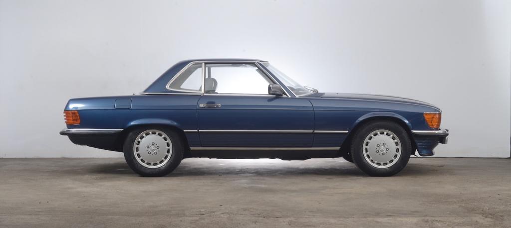 Mercedes-Benz SL 300