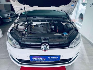Volkswagen Golf - 12