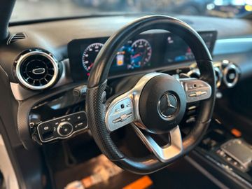 Mercedes-Benz A 250 A Limousine *AMG-LINE*NAVI*LED*KAM*