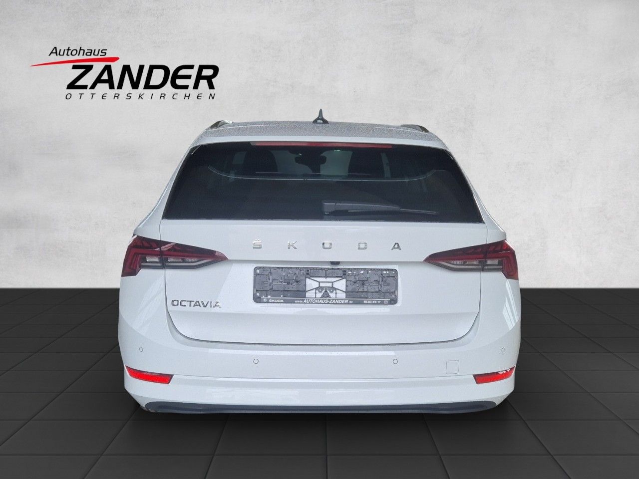 Fahrzeugabbildung SKODA Octavia Combi Style 2.0 TDI DSG AHK/NAVI/HEAD-UP