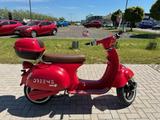 DREEMS Amalfi EV2000 45 km h met + Topcase - DREEMS MOTORRAD