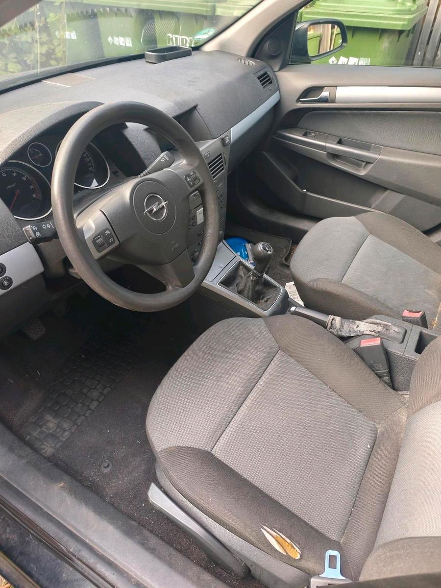 Opel Astra 2005 — photo 5