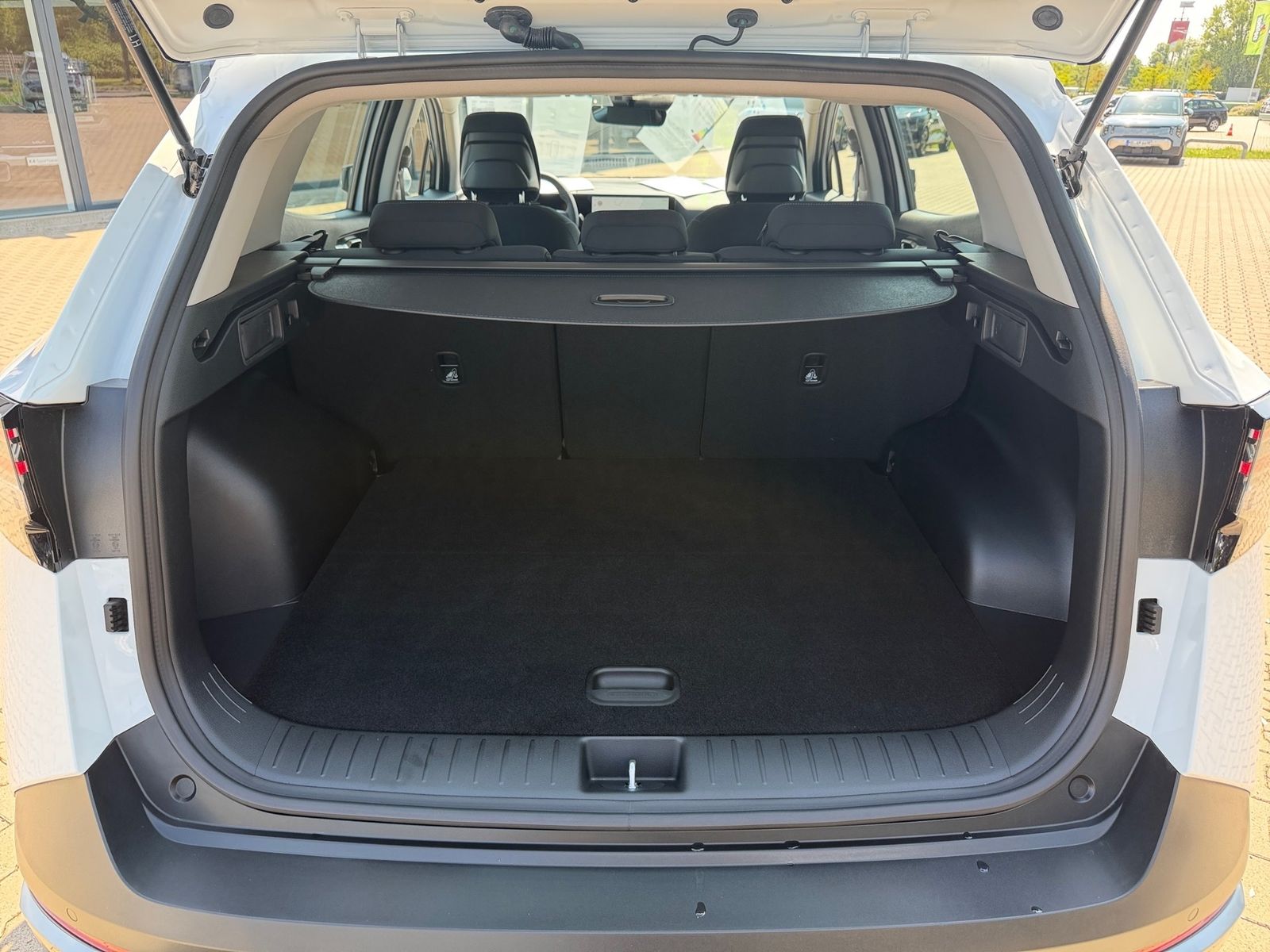 Fahrzeugabbildung Kia SPORTAGE 1.6T 2WD Vision KOM Facelift