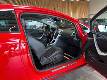 MYAUTOCENTER – Gebraucht- und Jahreswagen mit Werkstattservice in Pfaffenhofen Opel Astra *SPORT*20 ZOLL*NAV*TEMPO*2-ZONEN*BI-XENON*