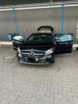 Mercedes-Benz Mercedes A180 W176 (2017) - Mercedes-Benz A-Klasse W176