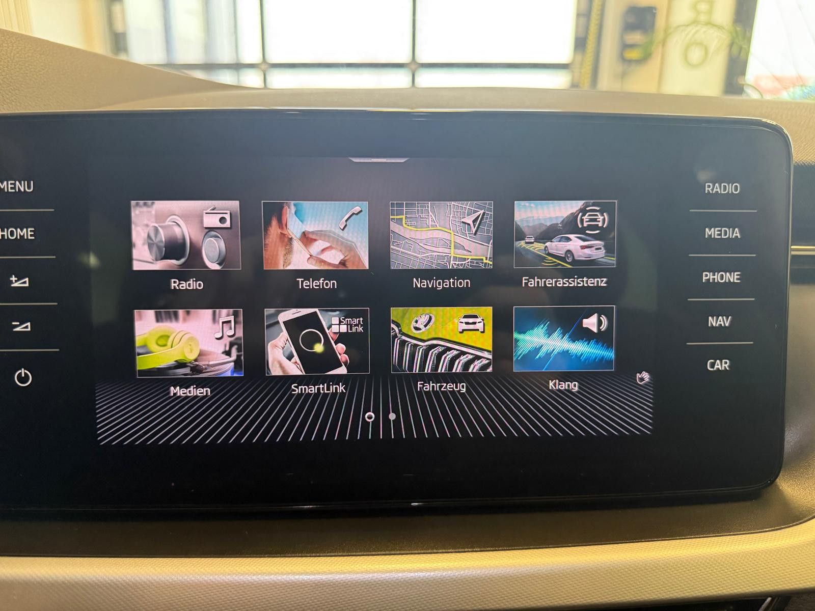 Fahrzeugabbildung SKODA Scala Drive 125 / 1.HAND/8-FACH-BEREIFT/NAVI/LED