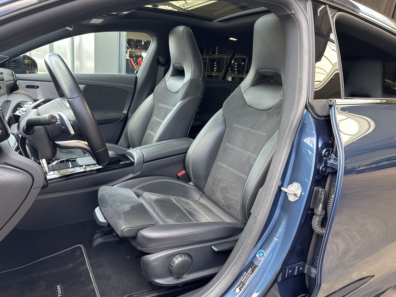 Fahrzeugabbildung Mercedes-Benz CLA 250e SB AMG-Line NAV+LED+PANO+BURMESTER+360°