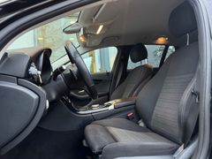 MERCEDES-BENZ C 180 d T-Modell / KAMERA / NAVI / AVANTGARDE MERCEDES-BENZ C 180 d T-Modell / KAMERA / NAVI / AVANTGARDE