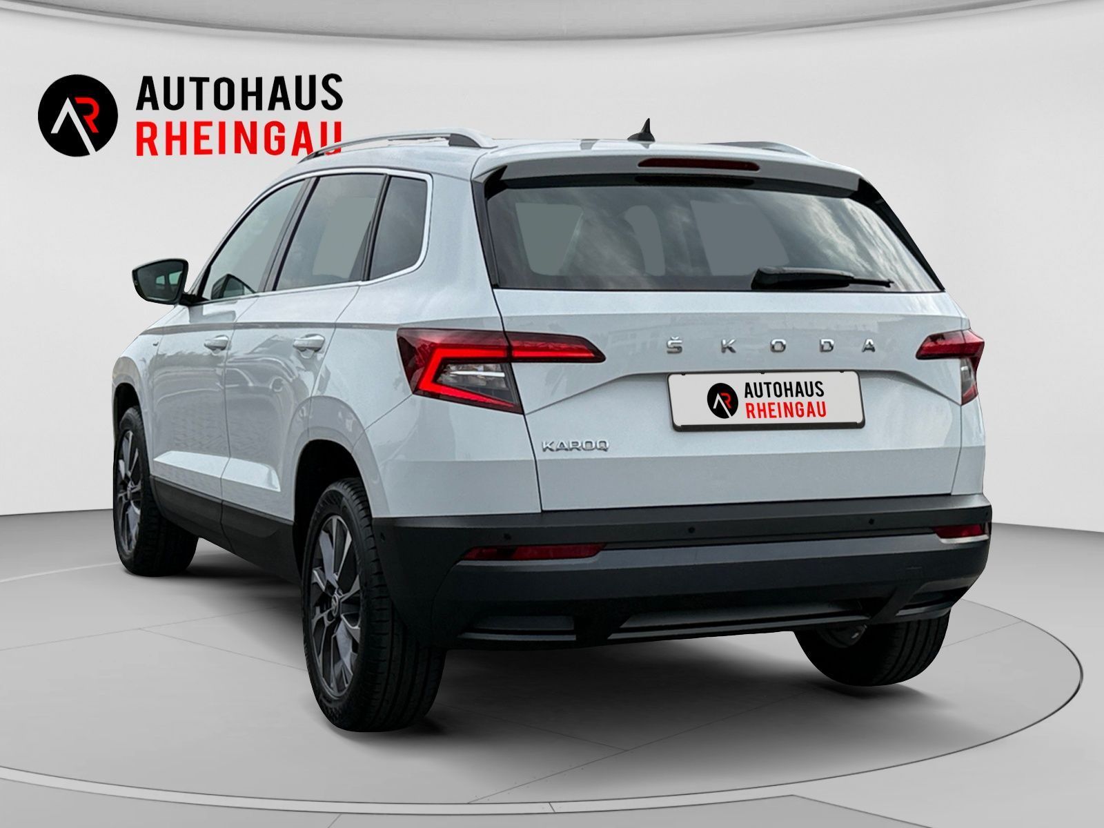 Fahrzeugabbildung SKODA Karoq 2.0 TDI Drive 125 PANO AHK LED