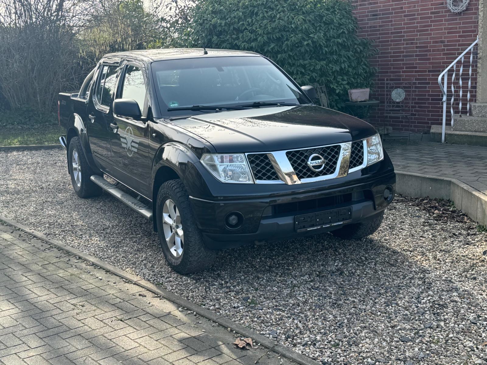 Nissan Navara Pick UP 4x4 Klima Tempo LKW Zul.