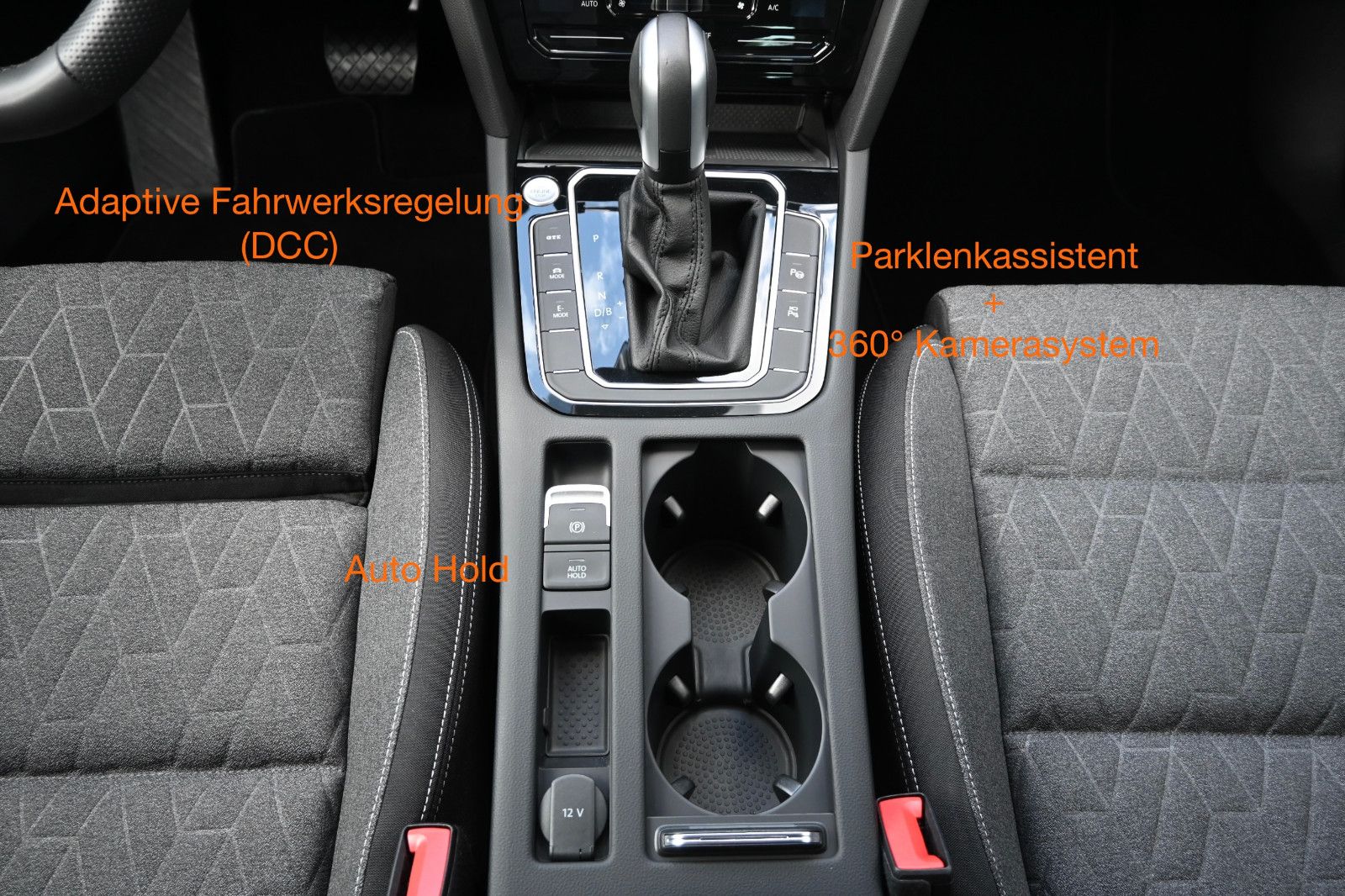 Fahrzeugabbildung Volkswagen Passat Variant 1.4 TSI DSG GTE °ACC°AHK°IQ°360°