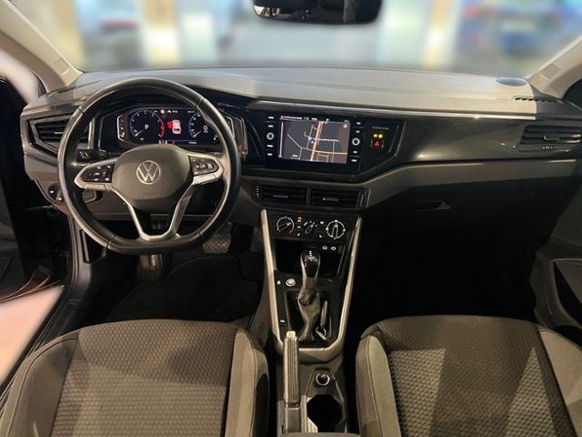 Fahrzeugabbildung Volkswagen Polo 1.0 TSI DSG LIFE KESSY NAVI GJR