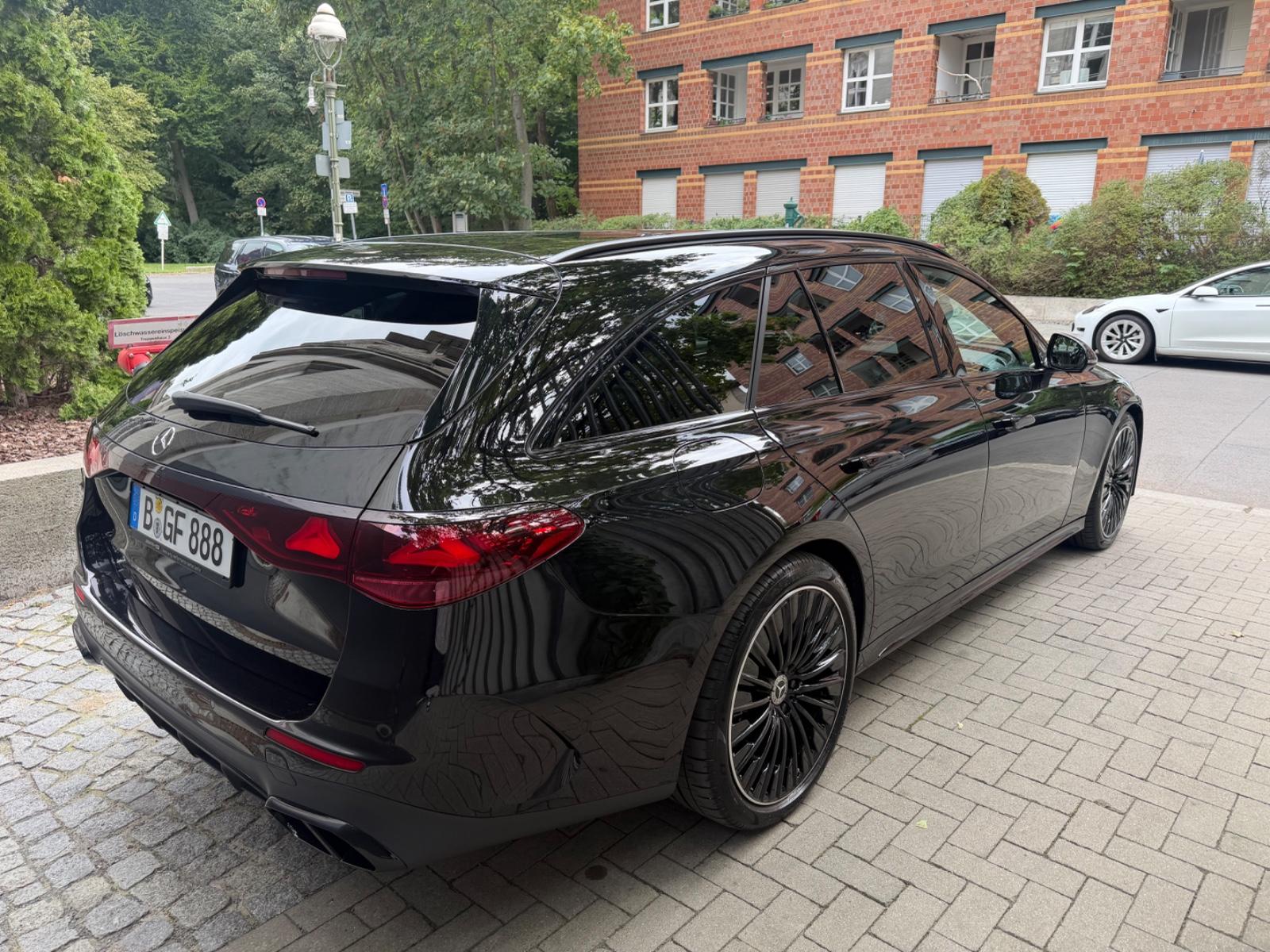 Mercedes-Benz E 220d AMG-Superscreen-Garantie MB100-VOLL 