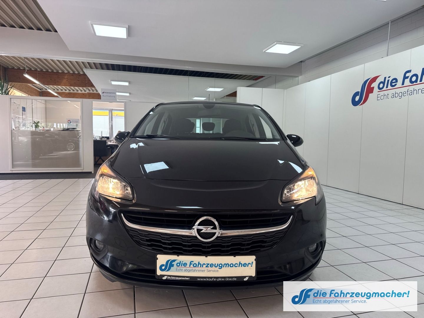 Fahrzeugabbildung Opel Corsa E Active Apple CarPlay Android Auto SHZ Le