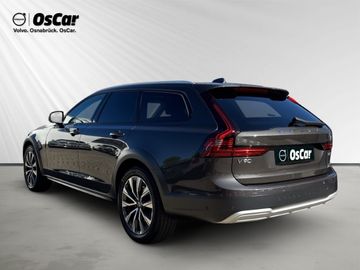 Volvo V90 Cross Country - 4