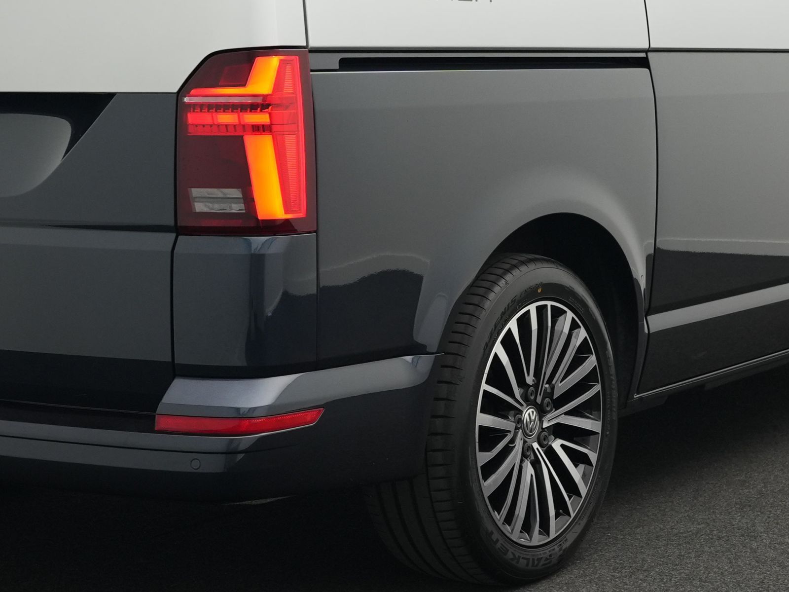 Volkswagen T6 California - Bild 25